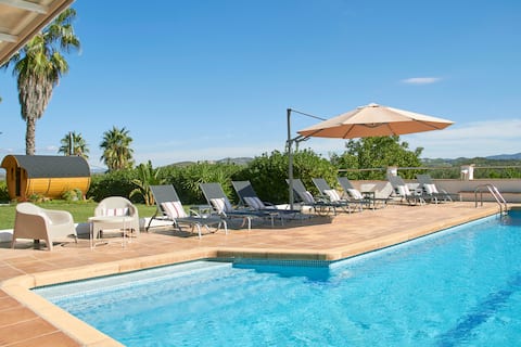 Luxury Villa Marco near the sea ( heated pool )