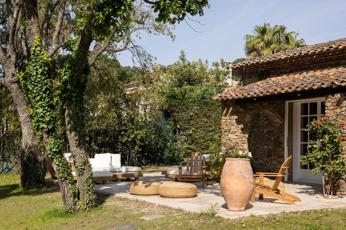 Mas Noisette — view 4