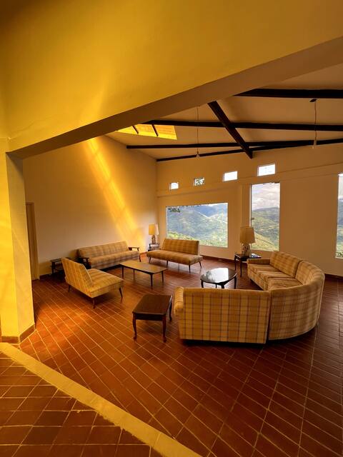 Cheerful Casa de Campo in the Outskirts of Coroico