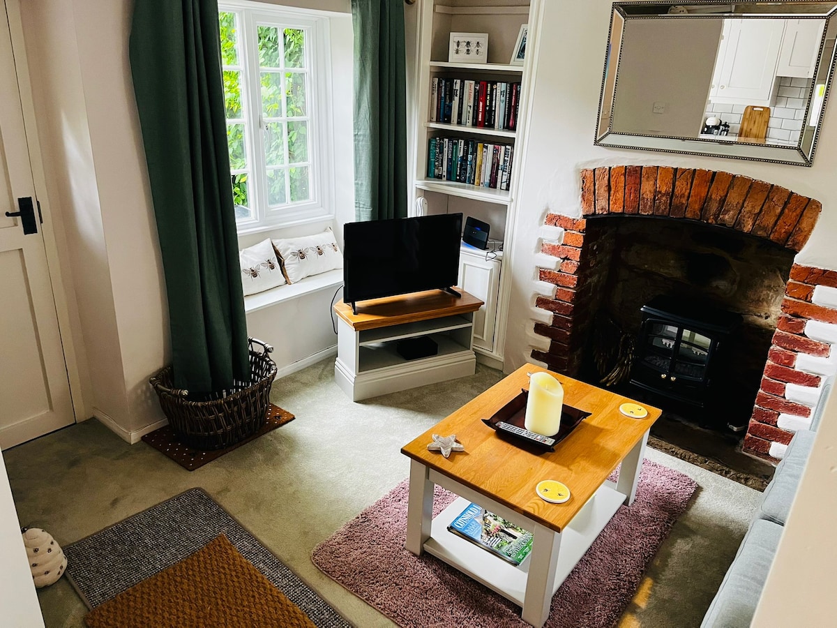 Erfolgreiche Airbnb-Immobilie: Cotswold Mews Cottage, Central Cirencester in Cirencester