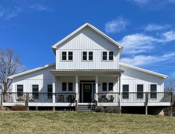 Blue Ridge Jubliee 4BR 2.5 Bath Houses for Rent in Afton, Virginia, United States Airbnb