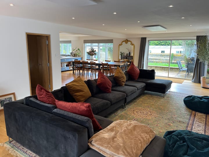 Denmark House - 
9 Bed Property With Snooker Room - Kent