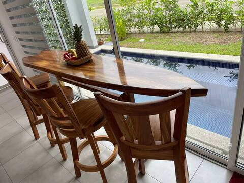 Cheerful 3 Bedroom Villa With Pool Gated Community