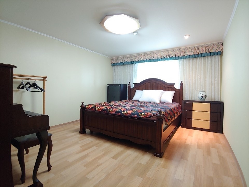 საძინებელი 2