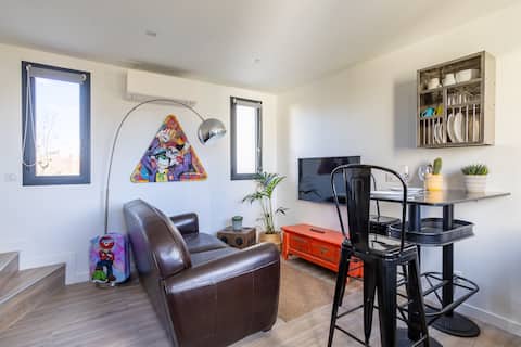 Top performing Airbnb: Detached house in Villejuif