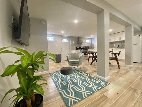 Brand New Studio with Private Entrance