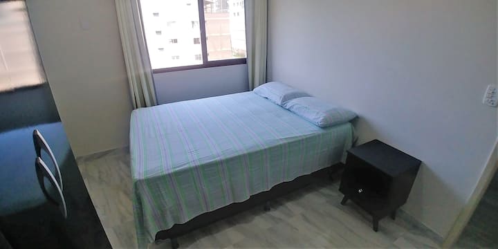 Apartmán s pružinovým matracom s manželskou posteľou D33 Ortobom.