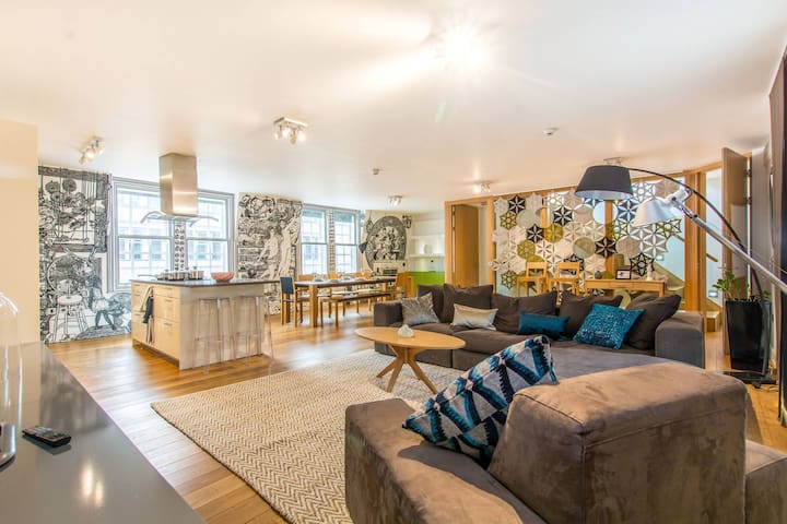 Central London Penthouse with Roof Terrace