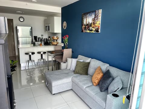 Brand new top floor fully equipped apartment