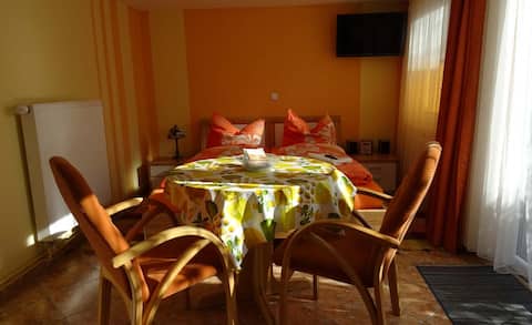 Top performing Airbnb: Vacation bungalow - 100 m to the beach in Heringsdorf