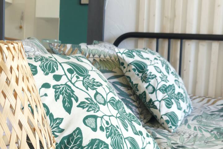 Almohadas de plumas de ganso cómodas 