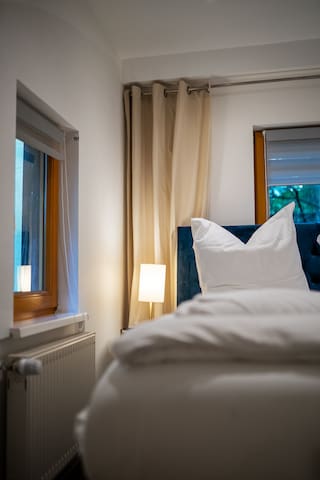 ★Boxi Jungle House★ unique in Friedrichshain | 3BR gallery image 2