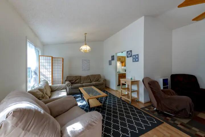 Huge home by Tyson's Corner - Houses for Rent in Falls Church, Virginia