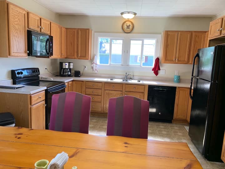 Charming Village 4 Bedroom House! - Cayuga Lake, NY