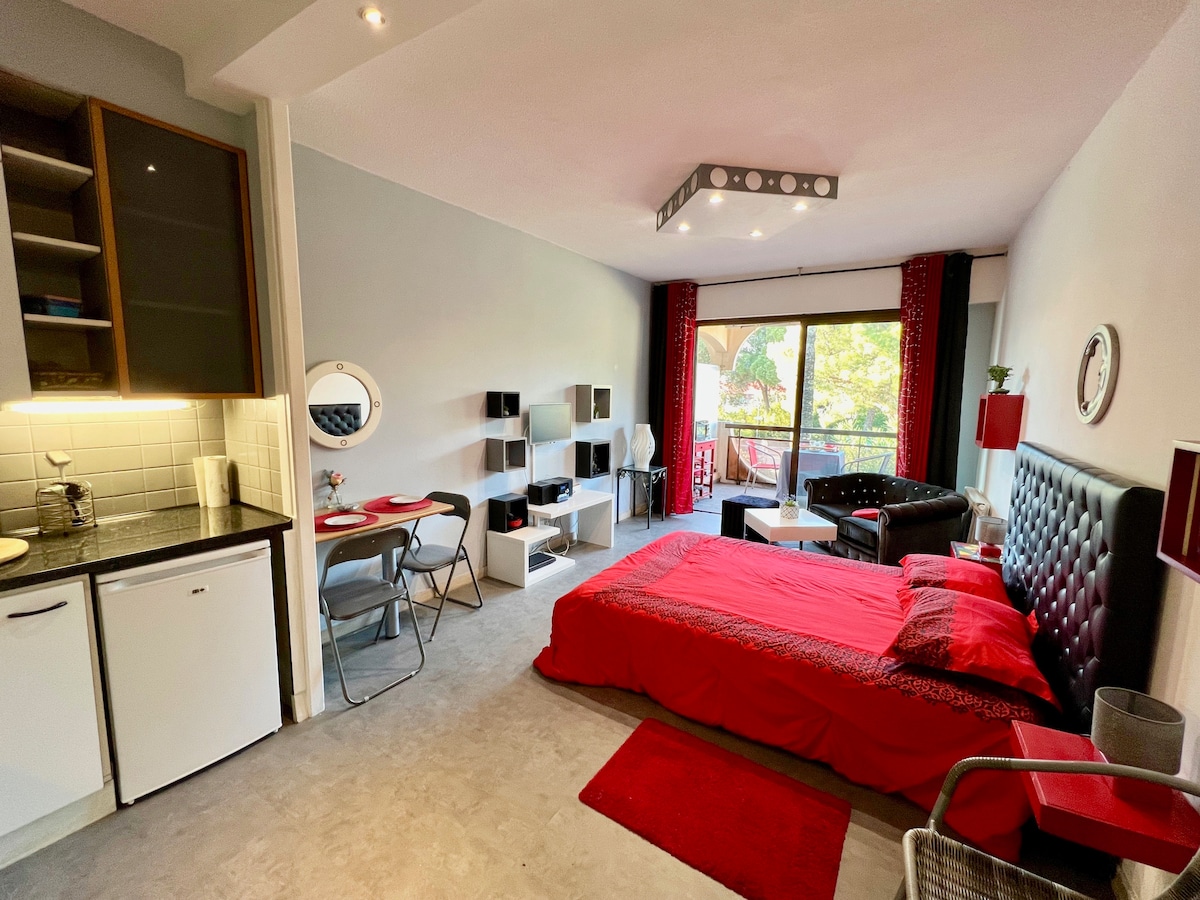 مثل جناح ضيوف في فندق...