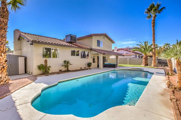 Your Private Oasis, Pool /SPA gallery image 4