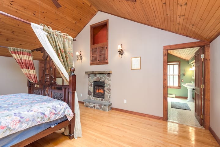 غرفة النوم الرئيسية