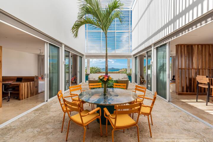 Beautiful Getaway 3BR House/ amazing ocean view