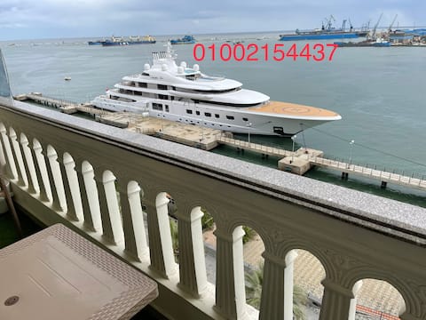 Large family apartment overlooking the Suez Canal and the sea 702