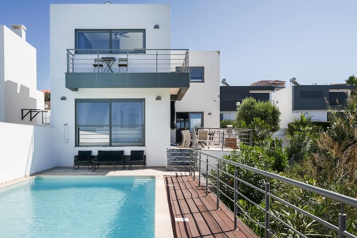 Casa Amour – Oceanview Villa