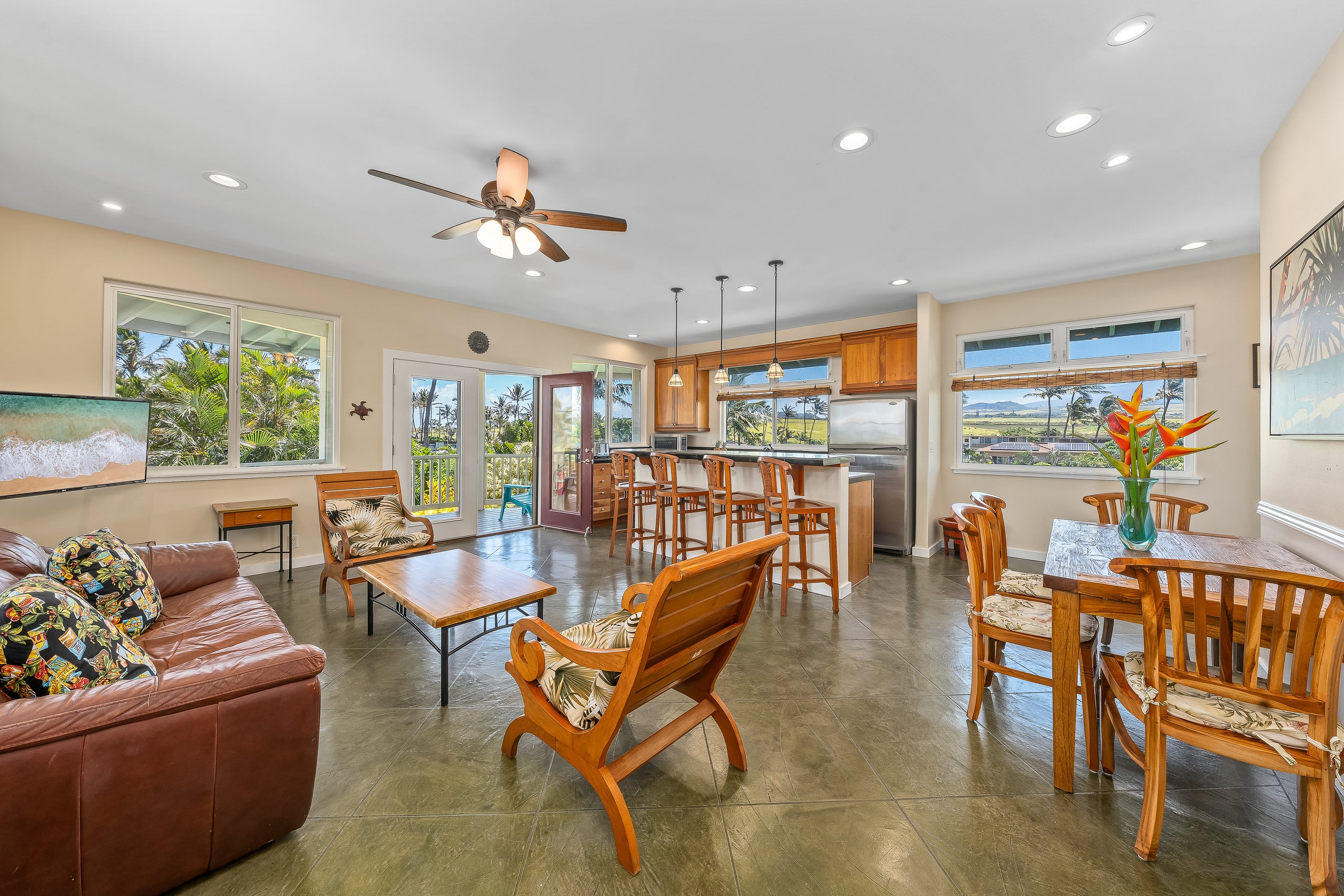 Home in Paia · ★4.91 · 6 bedrooms · 8 beds · 4.5 baths - Image 39