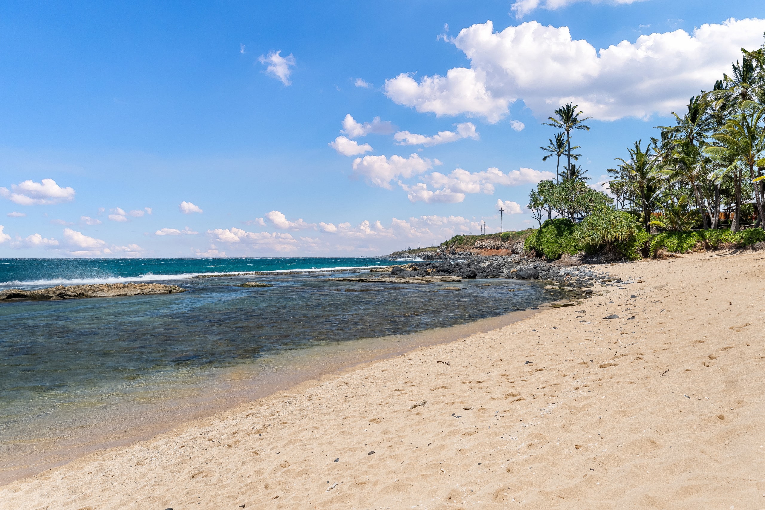 Home in Paia · ★4.91 · 6 bedrooms · 8 beds · 4.5 baths - Image 63