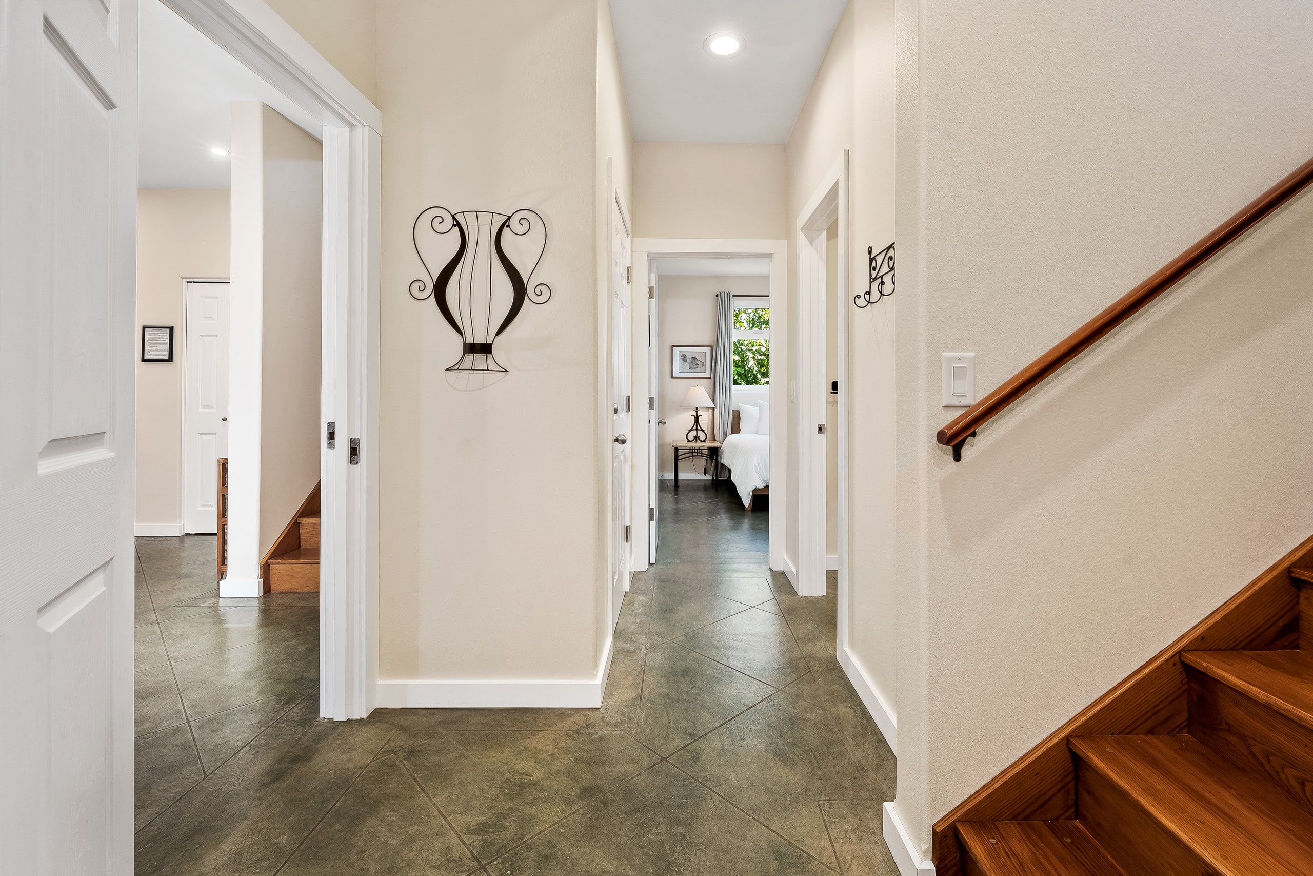Home in Paia · ★4.91 · 6 bedrooms · 8 beds · 4.5 baths - Image 15