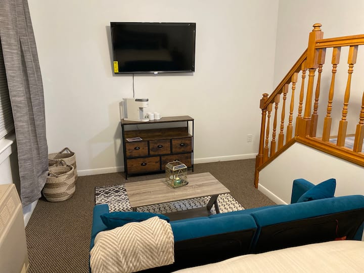 Studio On Pierce ** Village Of Hamburg - Boston, NY