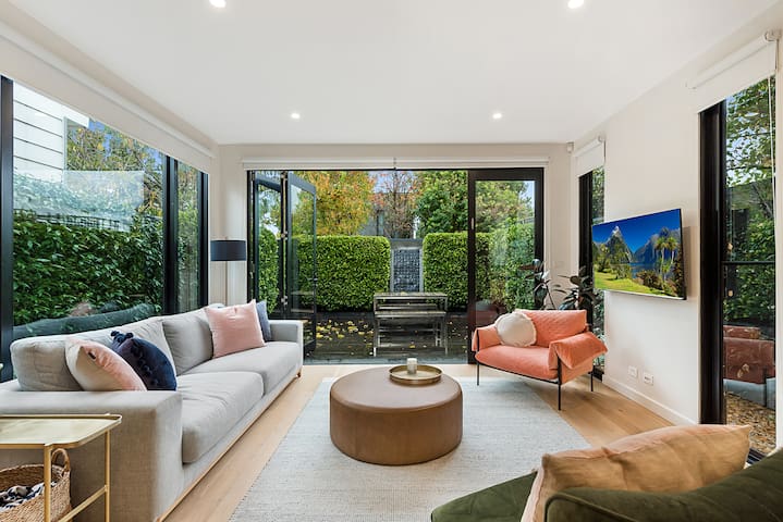 ☞ Green chic living ●”luxury redefined”●Courtyard