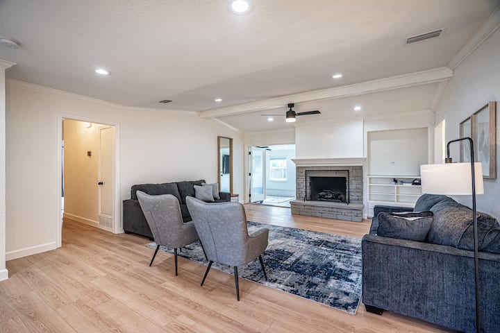 Gorgeous 4 Bed Home 10 Sleeper With A Heated Pool - 리처드슨
