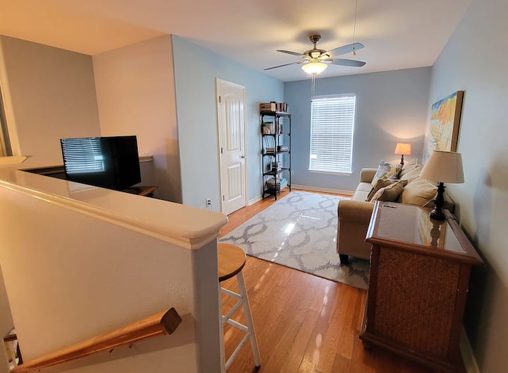 4 Br/3 Ba, Walk To The Beach, Heated Pool, Dogs Ok - Port Aransas, TX