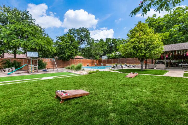 Ranch Home Resort on 1/2 Acre -Pool, Jacuzzi, Yard