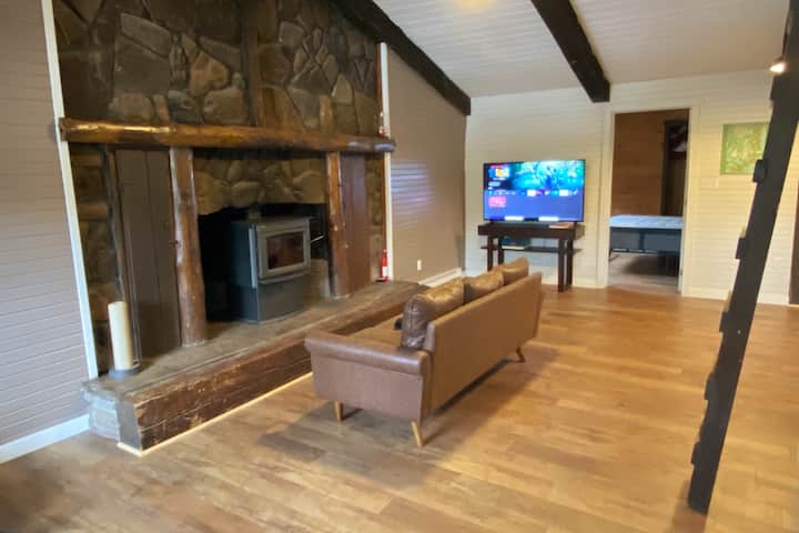 Cozy Mountain Retreat At Laurel Mountain - Ligonier, PA