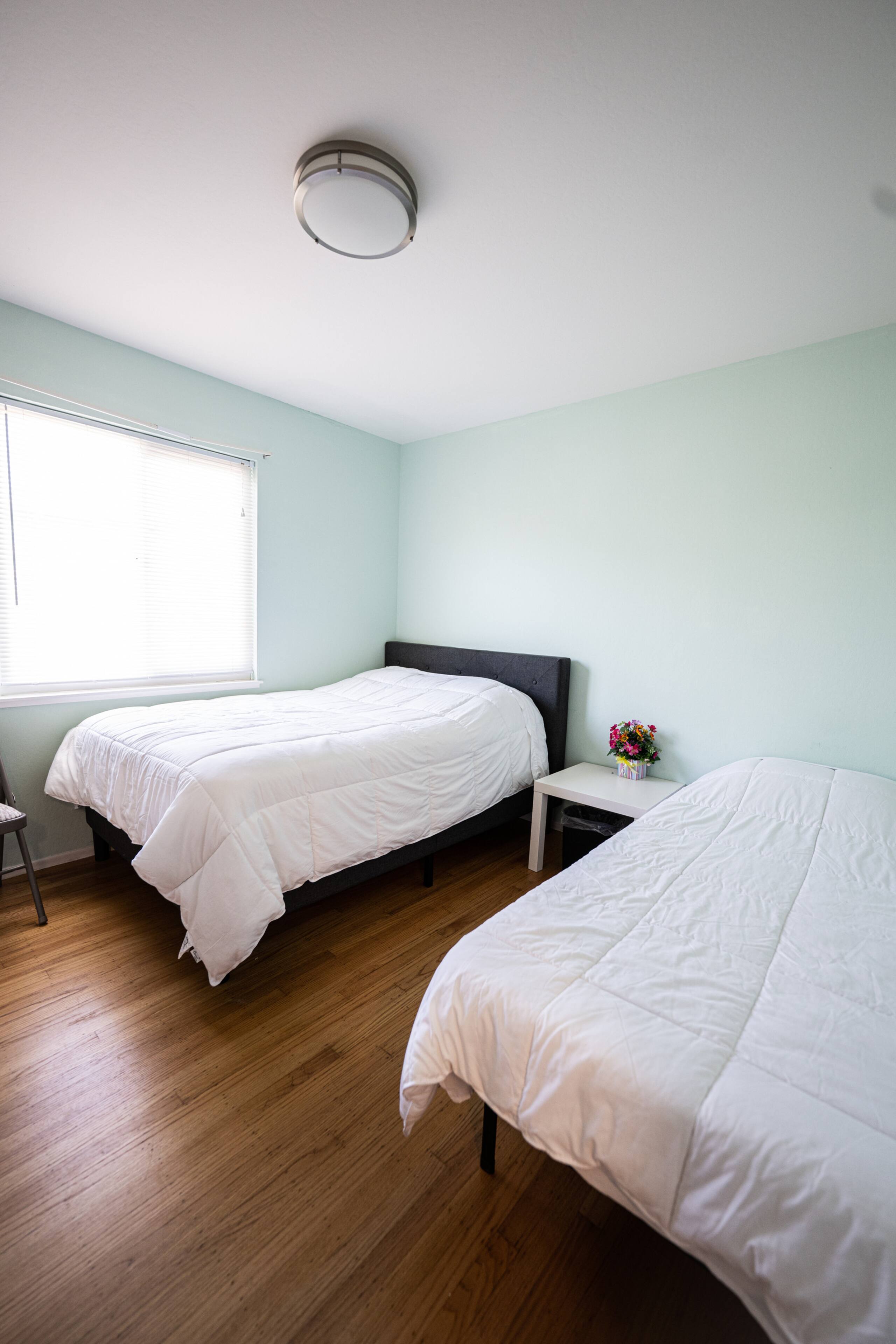 Home in South San Francisco · ★4.79 · 3 bedrooms · 7 beds · 2 private baths - Image 1