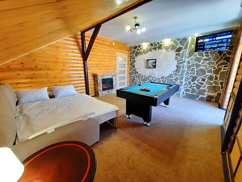 Chill and billiards. Сеть Alex Apartments