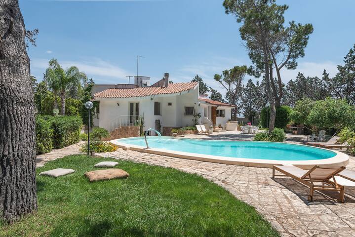 Dreamy Villa Patrizia – 6 bedrooms with 60m2 pool gallery image 2