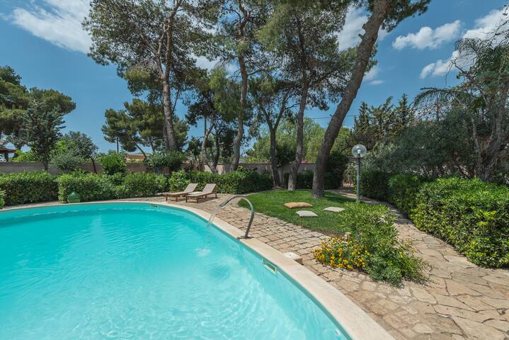 Dreamy Villa Patrizia – 6 bedrooms with 60m2 pool gallery image 4