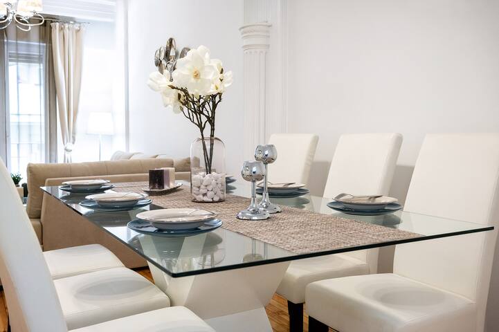 Porto Sea View Apartments – Mitropoleos 127 gallery image 2