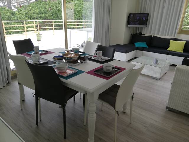 Stefan By HostandJoy.Com managed Airbnb listing 3