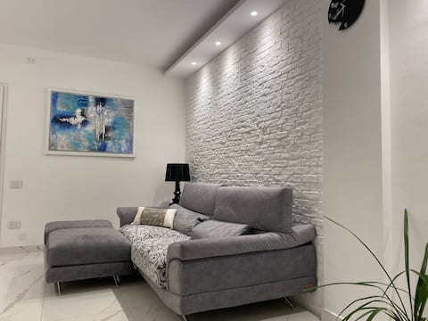 Luxury White Apartment