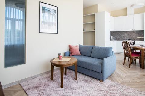 Modern Maple Apartments - Self Check-In
