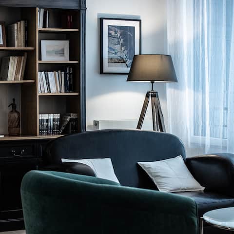 Popular Airbnb listing: Cozy and comfortable apartment in the city center in Caen