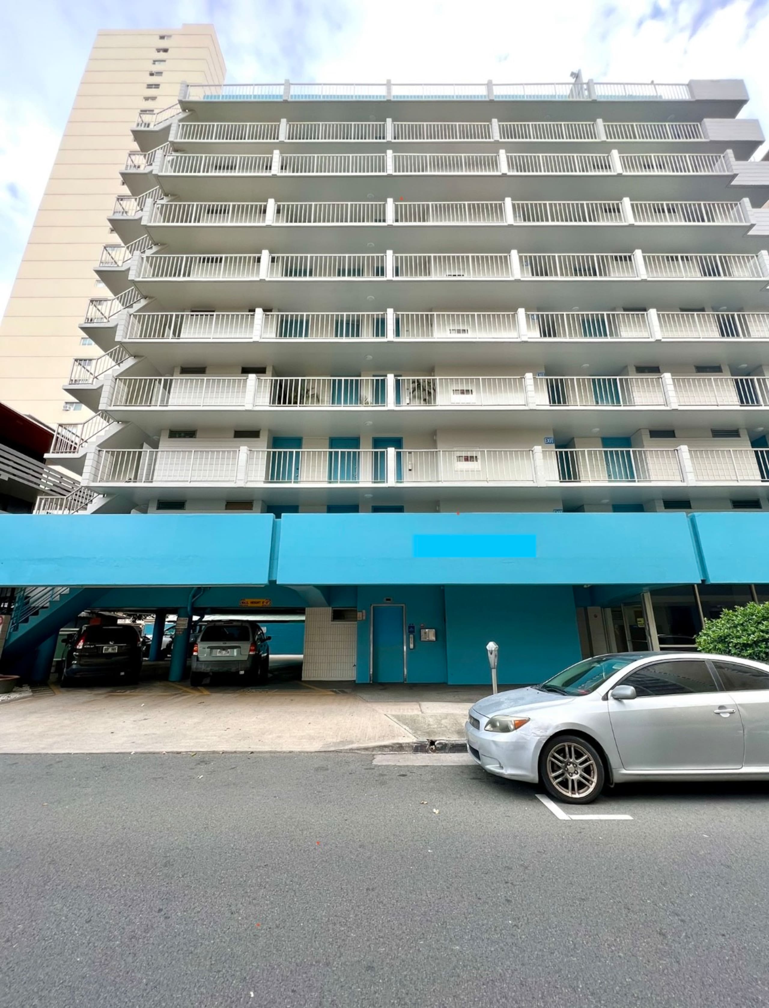 Condo in Honolulu · ★4.89 · Studio · 2 beds · 1 private bath - Image 46