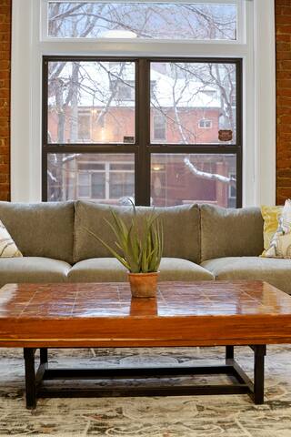 Downtown Denver stunning remodel, 4 bedrooms gallery image 5