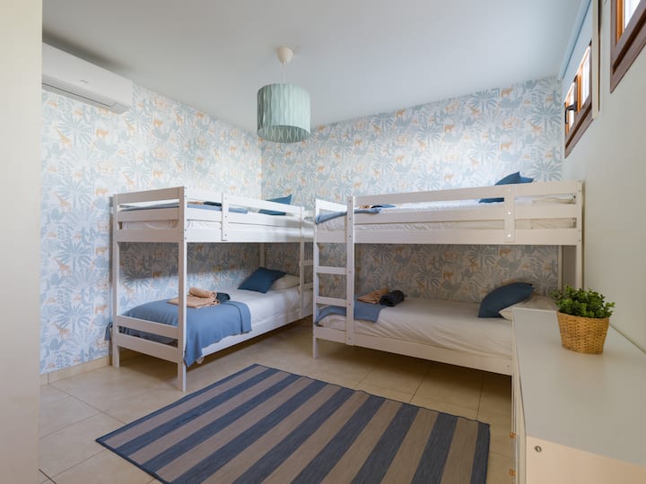 Ორსართულიანი საძინებელი ახალი და ძალიან კომფორტული მატრასებით