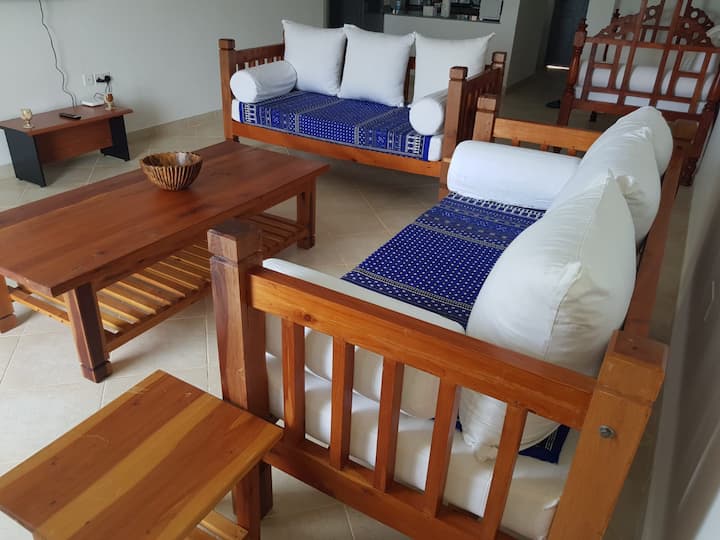 hermosos muebles de madera