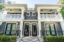 Beautiful Bishop Arts Townhouses: Sleeps up to 16 people! rental in Dallas