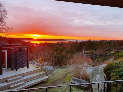 House with a ocenaview, 300 m to the sea and swim!