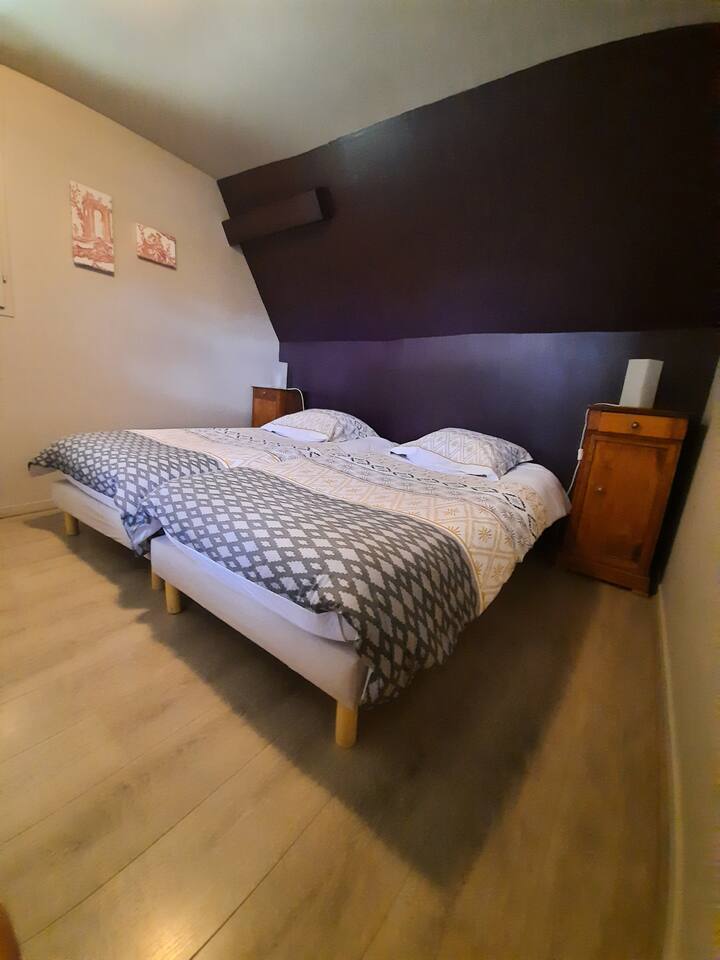 3ème  chambre avec 2 lits 90 cm séparable 