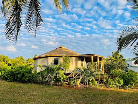 Island Cottage located in Oleander Gardens